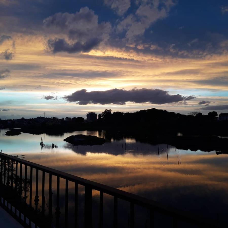 Torre Del Lago Фоче Варано Екстериор снимка